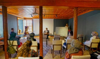 Akademi’de Yeni Dönemin İlk Ders Zili Çaldı