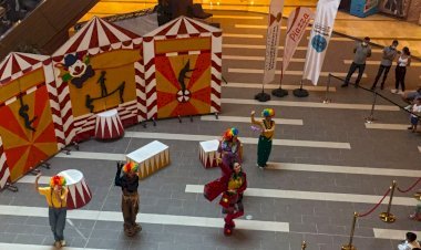 Minikler Çocuk Tiyatrolarına Hayran Kaldı