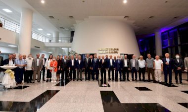 Şeffaf Yönetim Hızlı Kalkınmanın Anahtarı