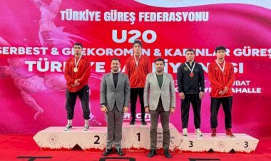 Büyükşehir’in Sporcuları, Ankara’da Madalyalara Ambargo Koydu