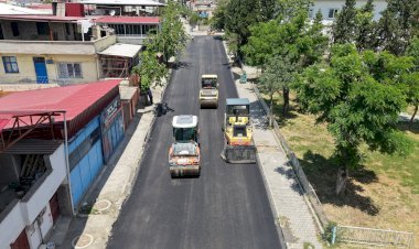 Büyükşehir, Yavuz Selim Mahallesi’nde 3 Arteri Daha Sıcak Asfaltla Buluşturuyor