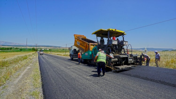 Kadıoğluçiftliği’nde Asfalt Tamamlanıyor