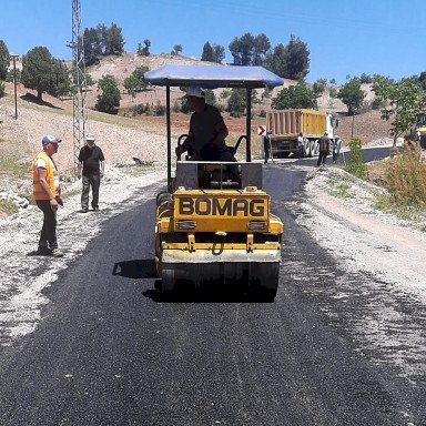 Çağlayancerit Kırsalında Ulaşım Hamlesi