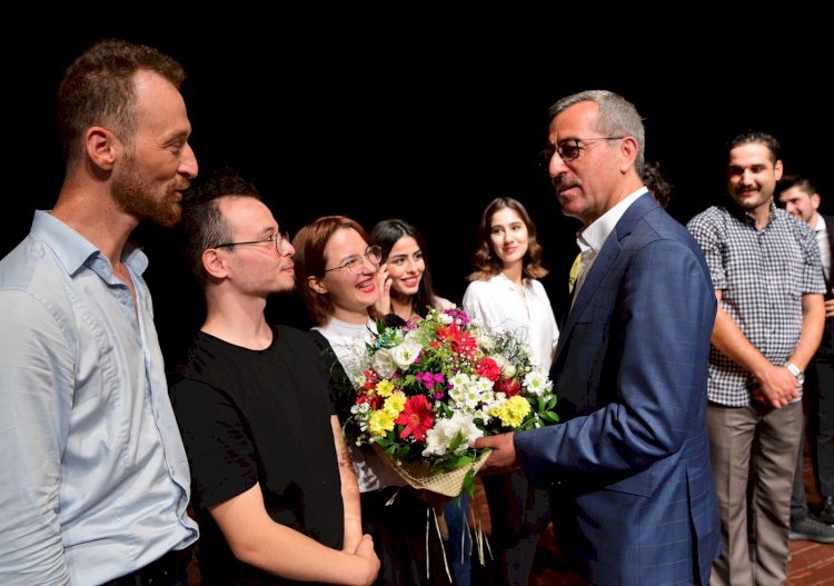 “Bir Öğrenci Masalı” Büyük Beğeni Topladı