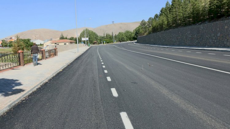 Büyükşehir’le Yenilenen Pınarbaşı Caddesi’ne Vatandaşlardan Tam Not