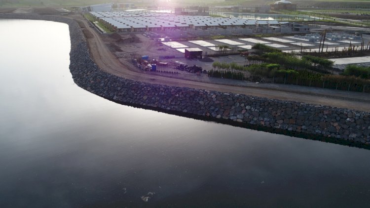 43 Futbol Sahası Uzunluğundaki Kıyıya Kaya Tahkimatı Yapılıyor