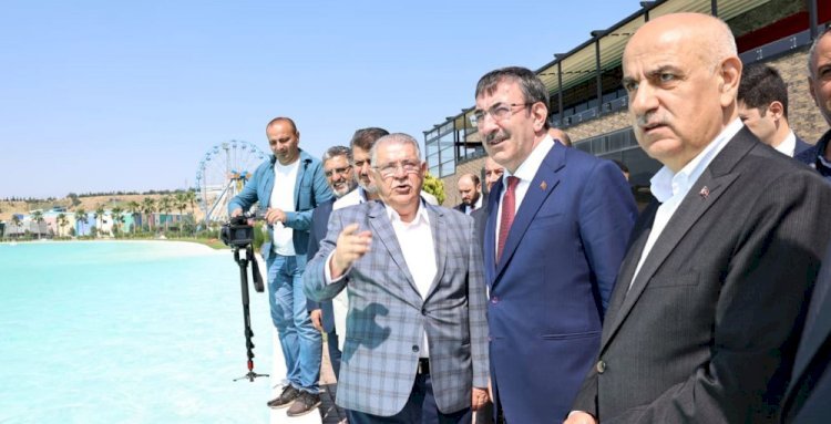 Başkan Mahçiçek’ten Cumhurbaşkanı Yardımcısı Yılmaz’a EXPO 2023 sunumu