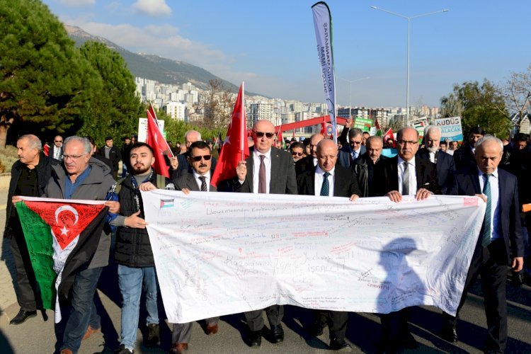 KSÜ’den “Gazze’ye Selam” Yürüyüşü