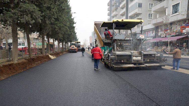 Azerbaycan Bulvarı’nda Altyapısı Tamamlanan Kısmın Üstyapısı Yenileniyor