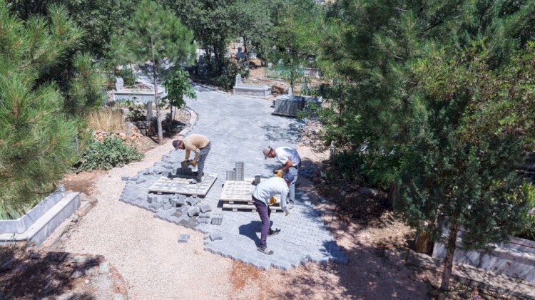 Büyükşehir’den Nurhak’ta Mezarlık Düzenlemesi